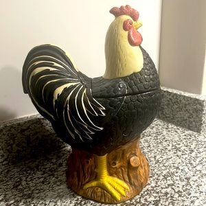 Sakura Warren Kimble large, black and white rooster cookie jar.